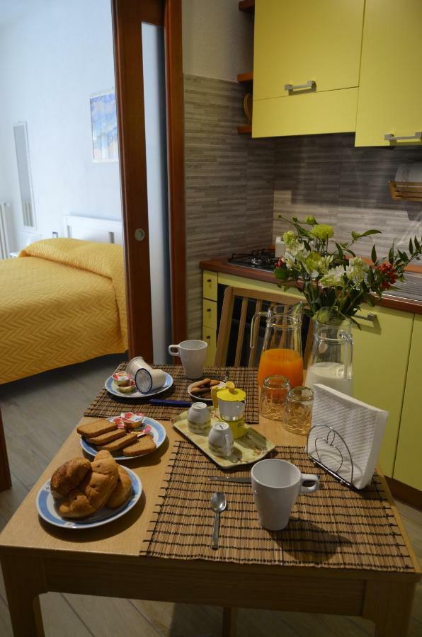 B&B La Casa Sulla Roccia Pietrapertosa Εξωτερικό φωτογραφία